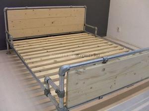 Двухспальная кровать металл и дуб (Loft) R52-30