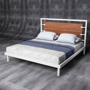 Кровать для спальной Loft (сращенный дуб и металл) R52-72