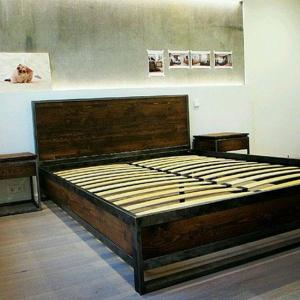 Кровать для спальни из металла и дуба (Loft) R52-71